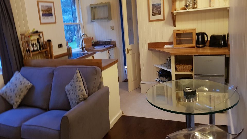 Slideshow 2 - Slide 4